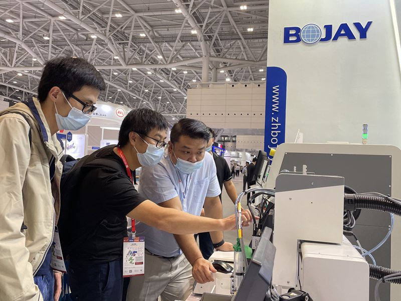 瓦力游戏股份携“精密智能点胶解决规划”亮相NEPCON ASIA 2021